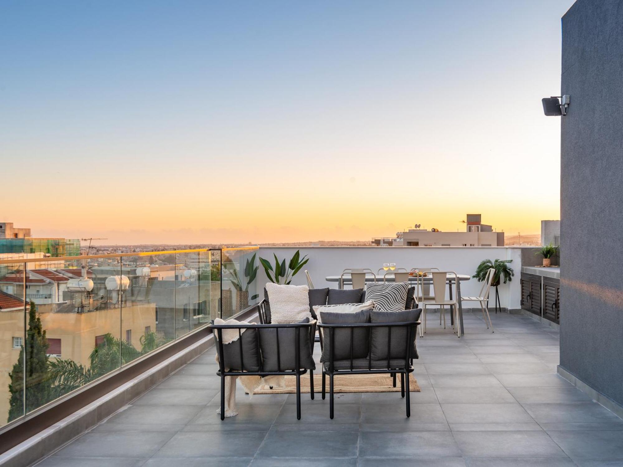 Sanders Palama Limassol Apartamento Exterior foto
